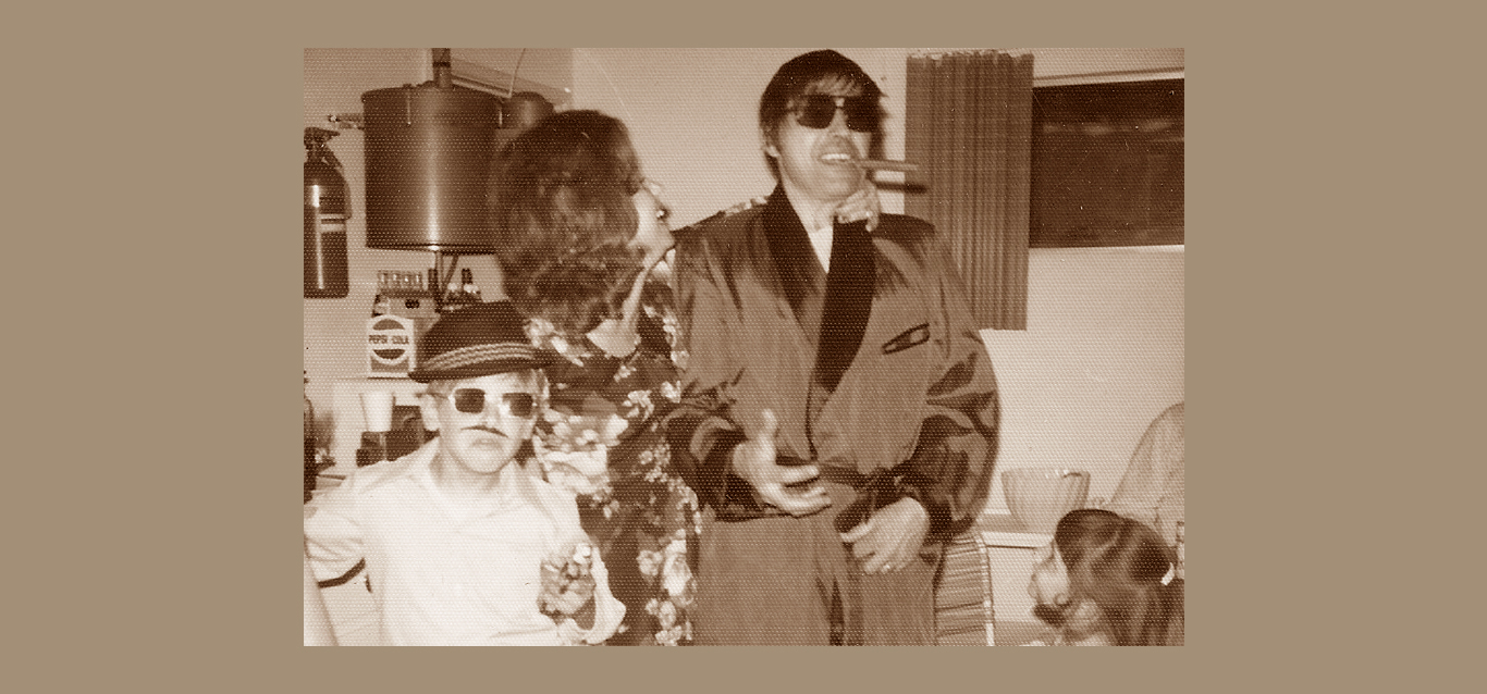 Hugo Sr & Jr as Gangsters